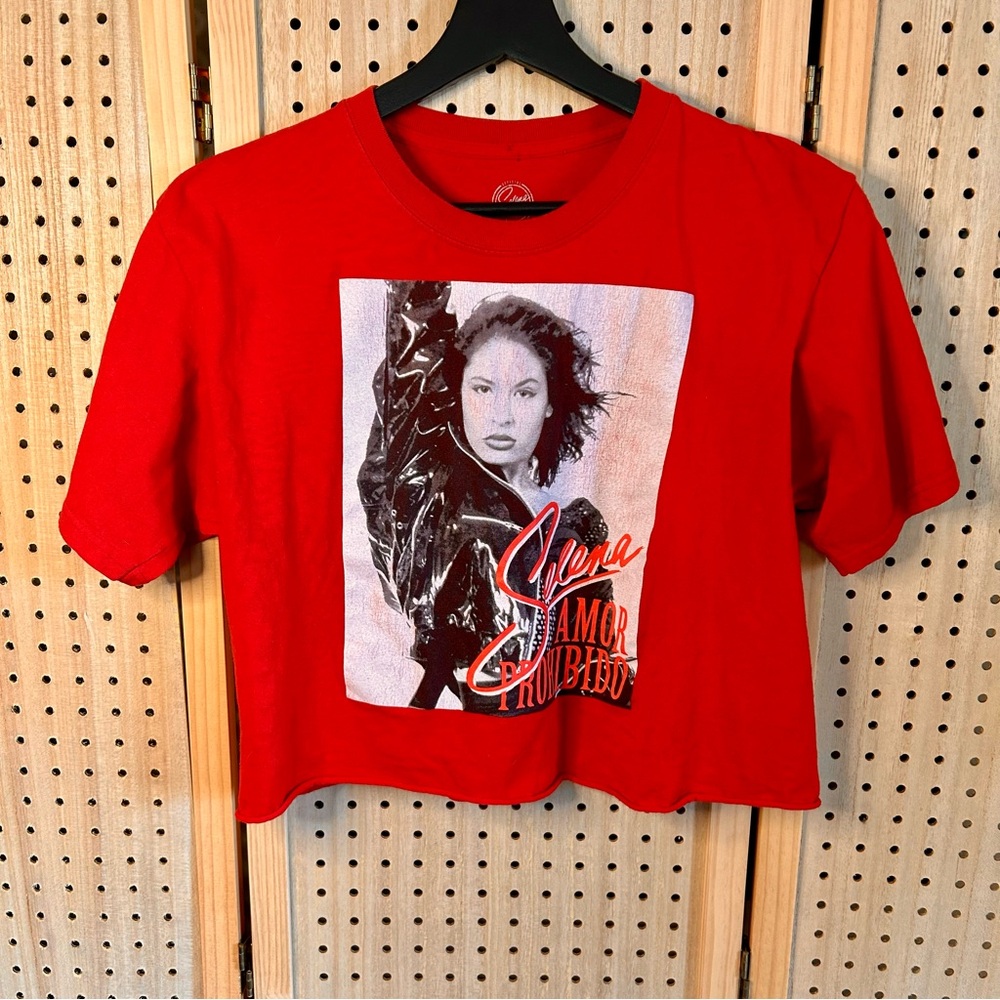 SALE Vintage Selena Amor Prohibido crop tee
